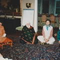 15 Rashid, Ananda lehrt, Halima, Michael, Jutta.jpg