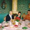 4 zu Tisch - ohne Peter, aber mit Ananda.jpg